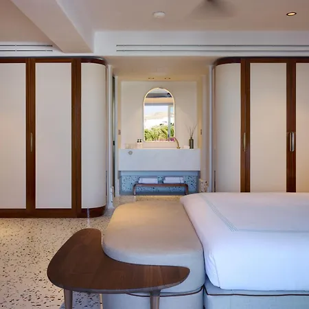 N Mykonos 5*